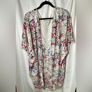 Ariat Floral Duster with Crochet Lace, Lightweight Short Sleeve Boho Kimono
